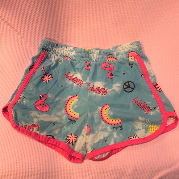 Girls shorts with adorable flamingo pattern. - Picture 1 of 3